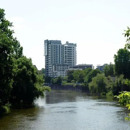 Komfortowy 2-pok. Apartament Nad Odra 5 Min. Od Rynku Apartment