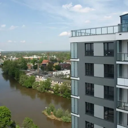 Komfortowy 2-pok. Apartament Nad Odra 5 Min. Od Rynku *